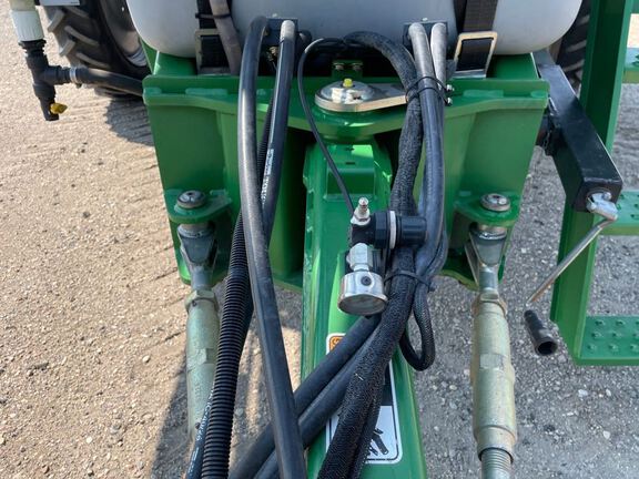 2020 Unverferth TA1600 Sprayer