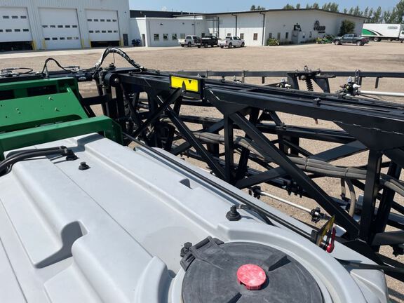 2020 Unverferth TA1600 Sprayer