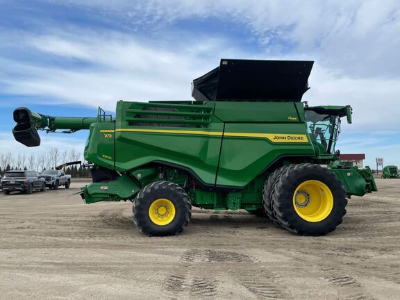2023 John Deere X9 1000 Combine