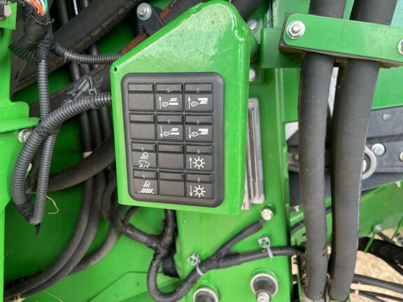 2023 John Deere X9 1000 Combine