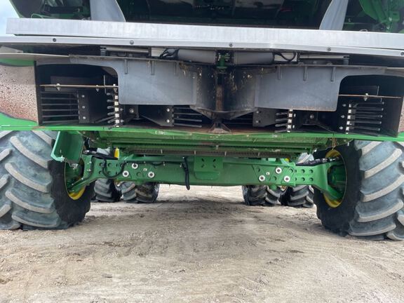 2023 John Deere X9 1000 Combine