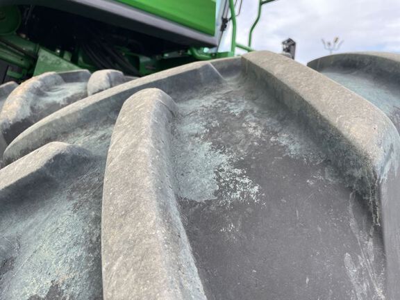 2023 John Deere X9 1000 Combine