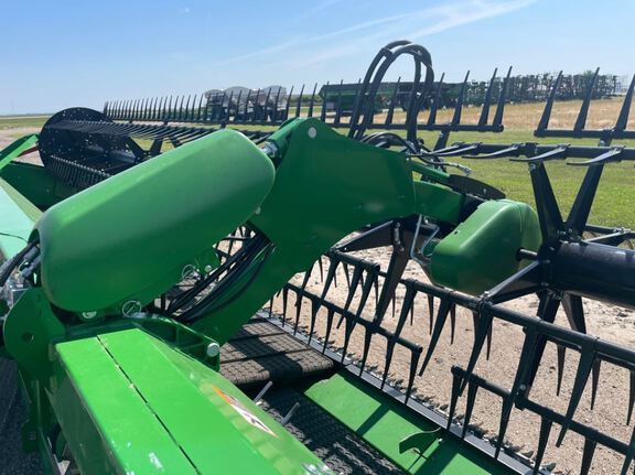 2025 John Deere RDF45 Header Combine