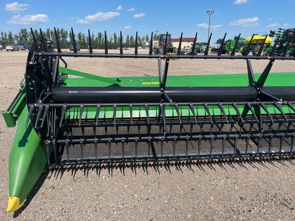 2025 John Deere RDF45 Header Combine