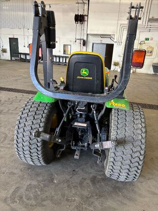 2011 John Deere 2520 Tractor Compact