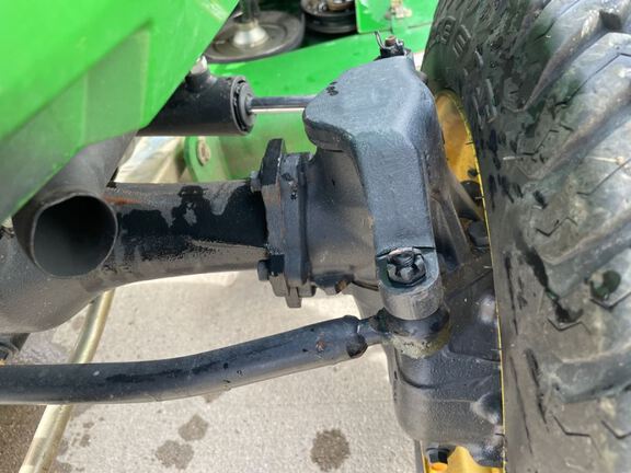 2011 John Deere 2520 Tractor Compact