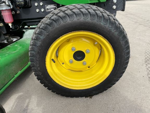 2011 John Deere 2520 Tractor Compact