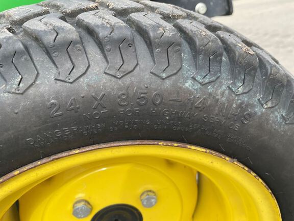 2011 John Deere 2520 Tractor Compact