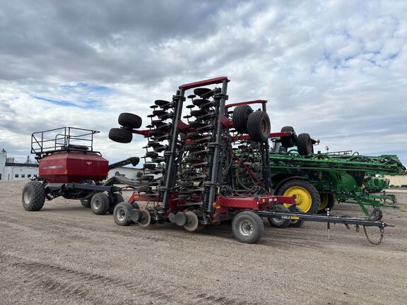 Case SDX40 Air Seeder