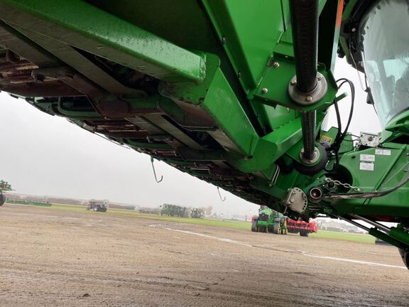 2009 John Deere 612C Header Corn Head