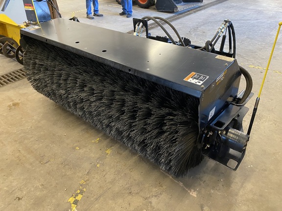 2019 John Deere BA72C Broom