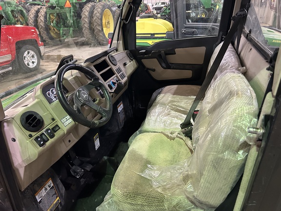 2021 John Deere XUV 835R ATV