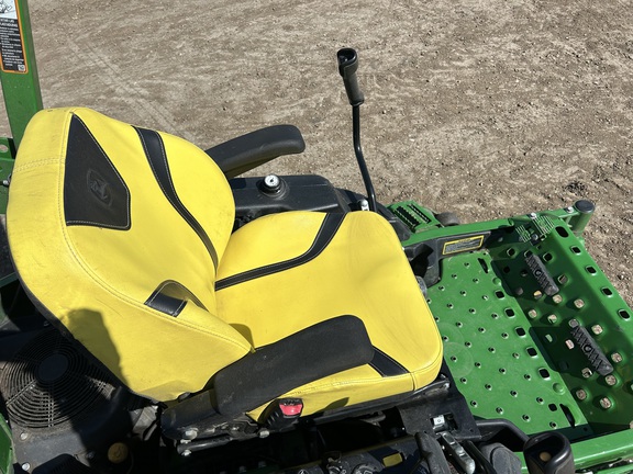 2021 John Deere Z950R Mower/Zero Turn