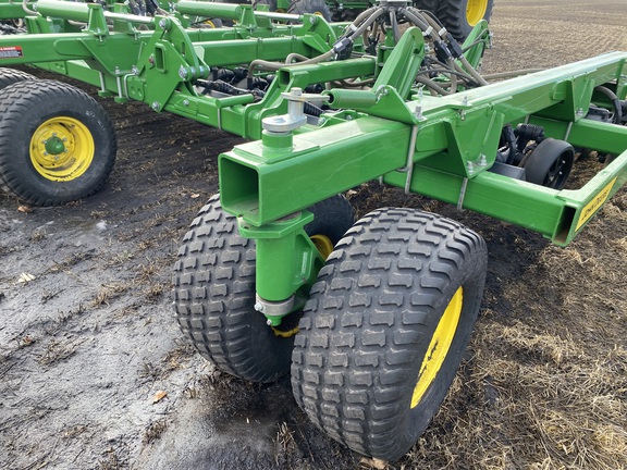 2022 John Deere N560 Air Seeder