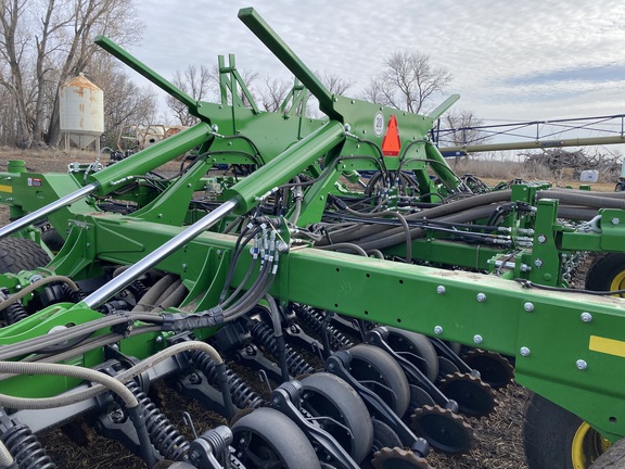 2022 John Deere N560 Air Seeder