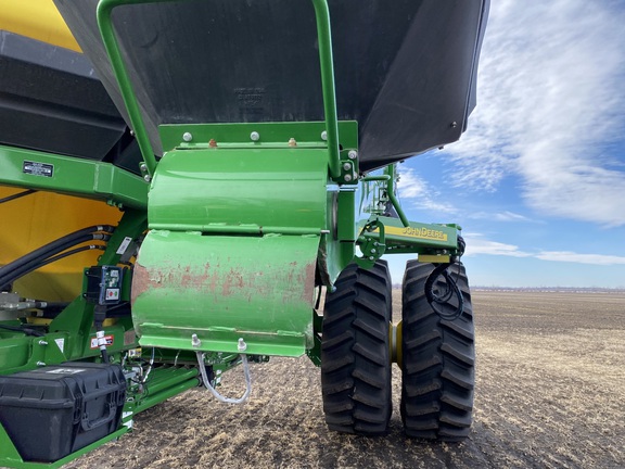 2022 John Deere N560 Air Seeder