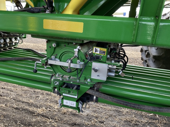 2022 John Deere N560 Air Seeder