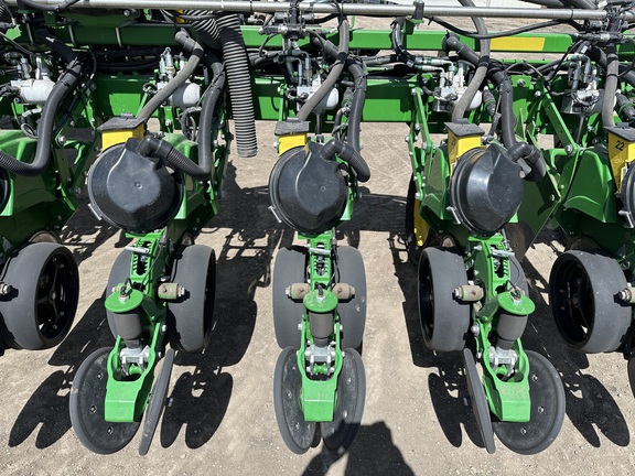 2022 John Deere DB44 Planter