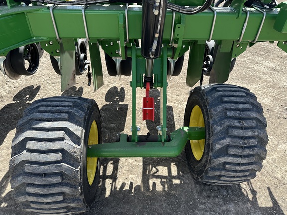 2022 John Deere DB44 Planter