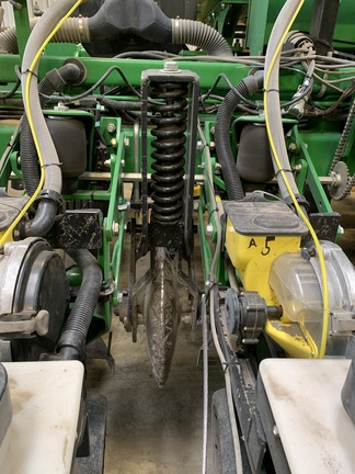 2013 John Deere DB44 Planter