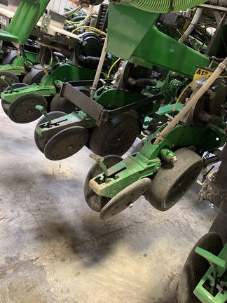 2013 John Deere DB44 Planter