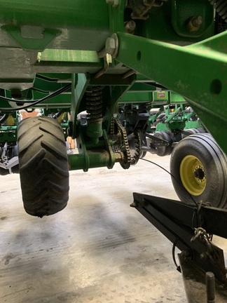 2013 John Deere DB44 Planter