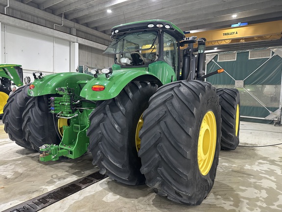 2013 John Deere 9560R Tractor 4WD