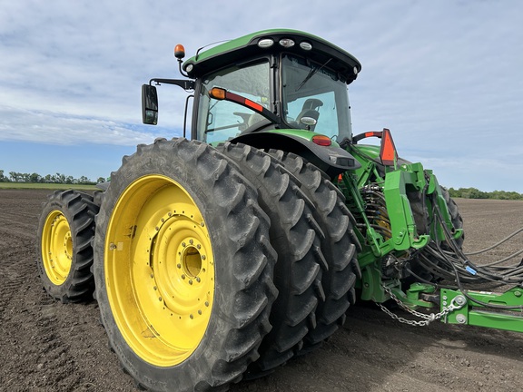 2018 John Deere 8370R Tractor