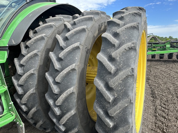 2018 John Deere 8370R Tractor