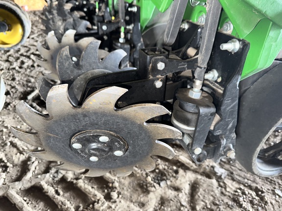 2022 John Deere DB66 Planter