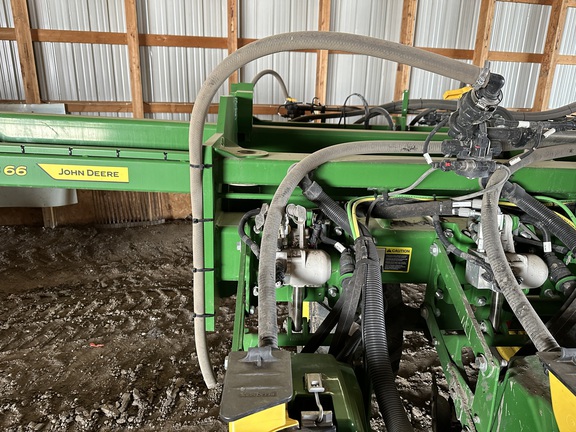 2022 John Deere DB66 Planter