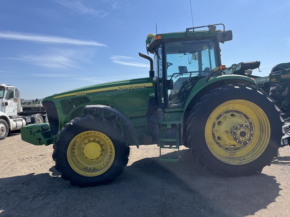 2002 John Deere 8220 Tractor