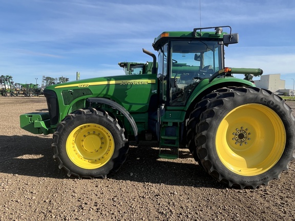 2002 John Deere 8220 Tractor