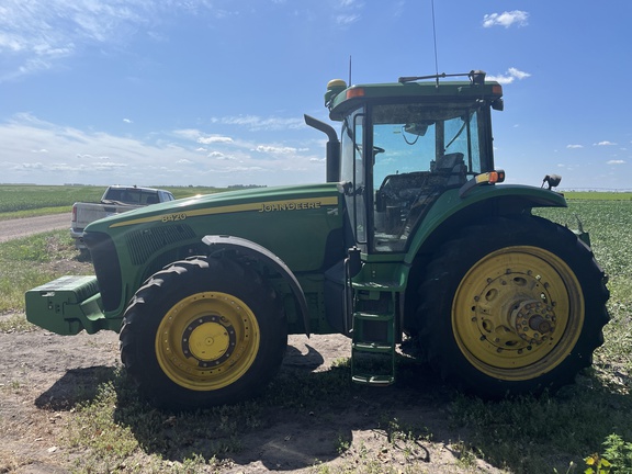 2003 John Deere 8420 Tractor