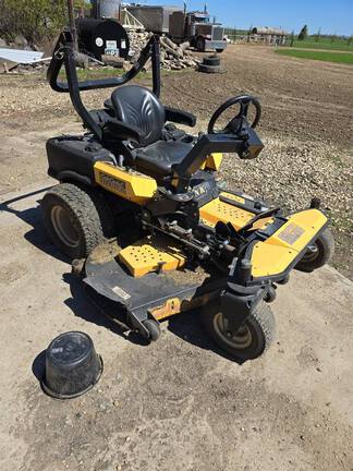 2009 Cub Cadet S7237 Mower/Zero Turn