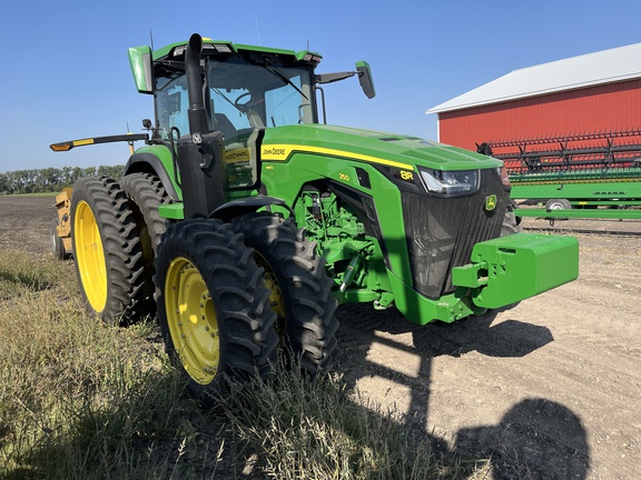 2023 John Deere 8R 250 Tractor