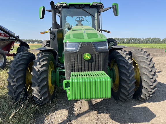 2023 John Deere 8R 250 Tractor