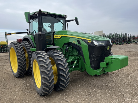 2023 John Deere 8R 250 Tractor