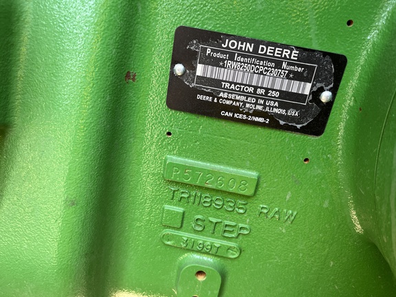 2023 John Deere 8R 250 Tractor