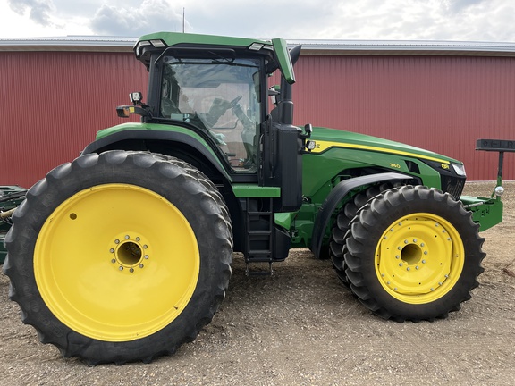 2023 John Deere 8R 340 Tractor