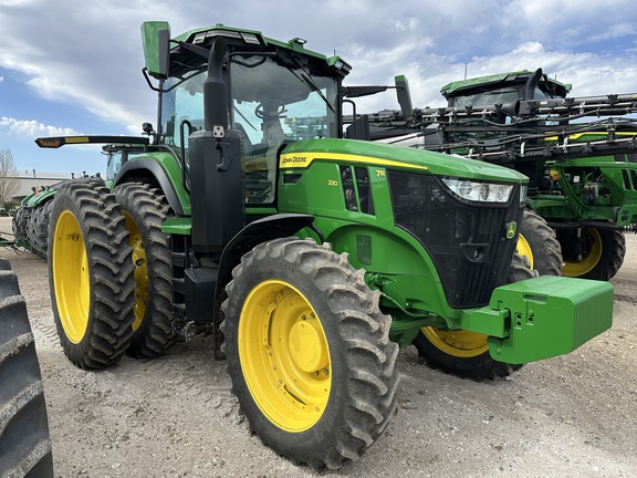 2023 John Deere 7R 230 Tractor