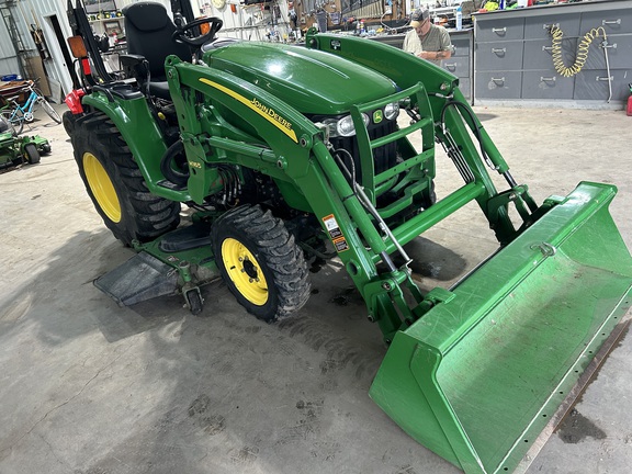 2006 John Deere 3720 Tractor Compact