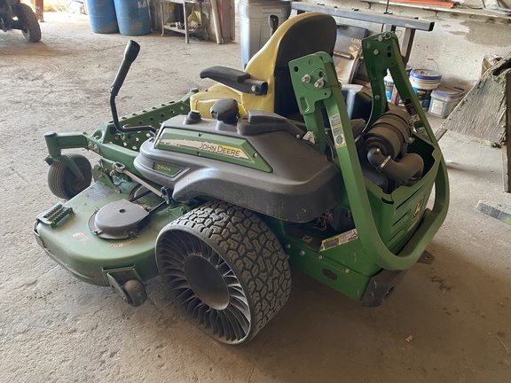 2019 John Deere Z950R Mower/Zero Turn