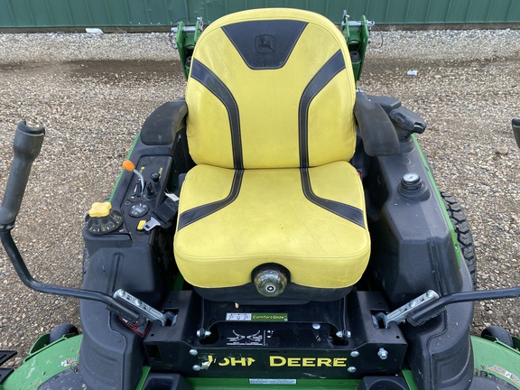 2019 John Deere Z950R Mower/Zero Turn