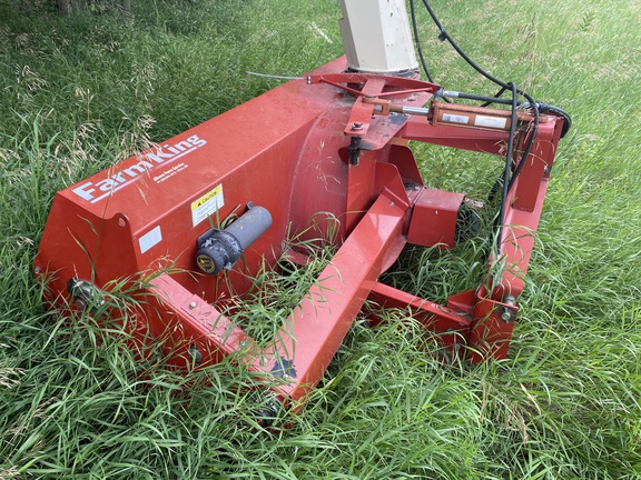 Buhler Farm King 960 Snow Blower