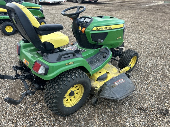 2013 John Deere X739 Garden Tractor