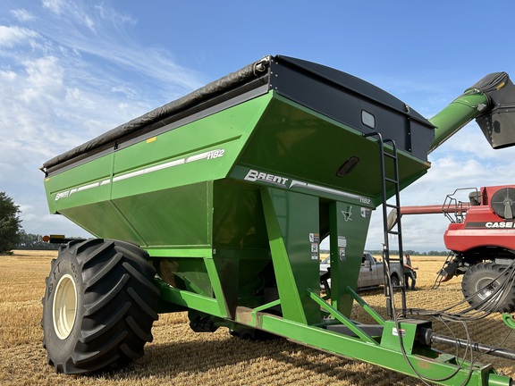 2016 Brent 1182 Grain Cart