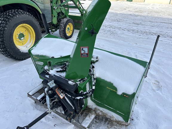 2023 John Deere 3046R Tractor Compact