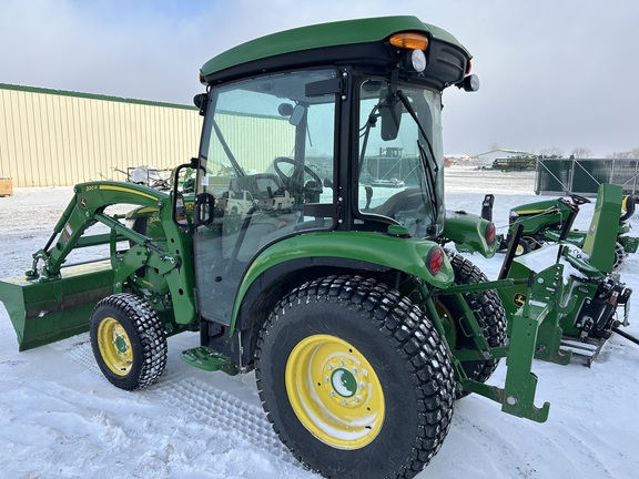 2023 John Deere 3046R Tractor Compact