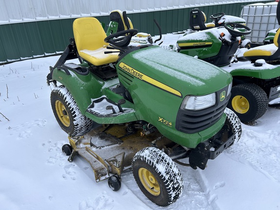 2011 John Deere X724 Garden Tractor